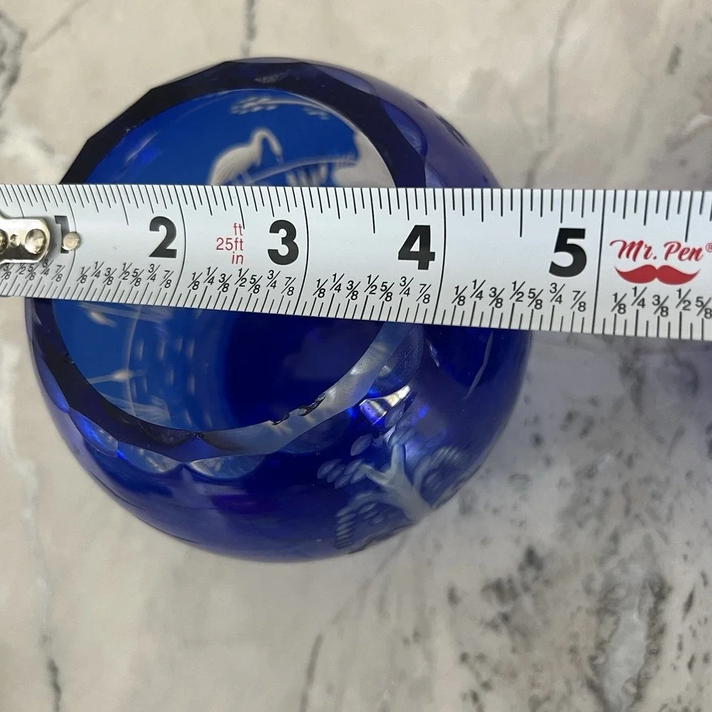 Pair Of Vtg Bohemia COBALT BLUE Swans Artist Etched CRYSTAL Vase Rose Bowls 4